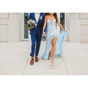 Jovani formal gown, size 2, light blue